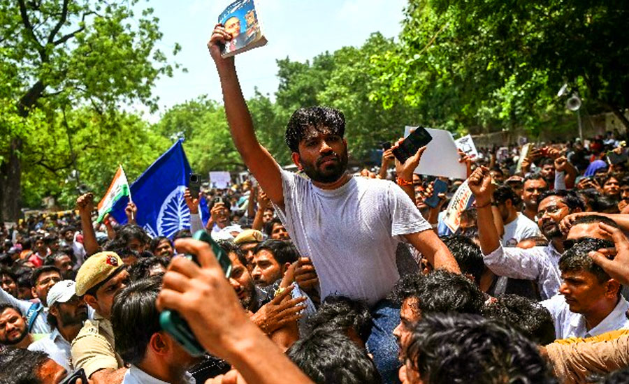 ভারতের জেন-জি কী চায়, মোদীর গদি কি টিকবে?