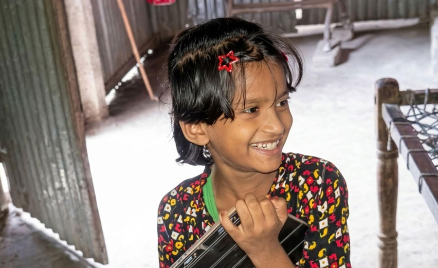 কুড়িগ্রামে নিখোঁজ শিশু রাইশা মনির মরদেহ ৪৪ ঘণ্টা পর ব্রহ্মপুত্র নদ থেকে উদ্ধার 