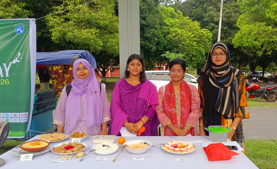 বাকৃবিতে বিশ্ব দুগ্ধ দিবস উপলক্ষে শিশুদের চিত্রাঙ্কন ও হোম কিচেন ডেয়রি রেসিপি প্রতিযোগিতা 