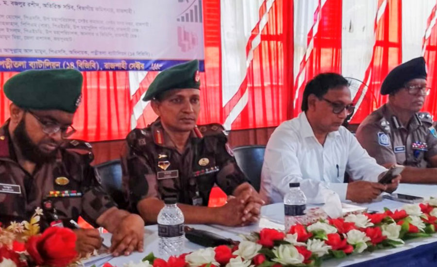 পত্নীতলায়  ফ্রিল্যান্সিং ও কম্পিউটার প্রশিক্ষণের সনদপত্র বিতরণ