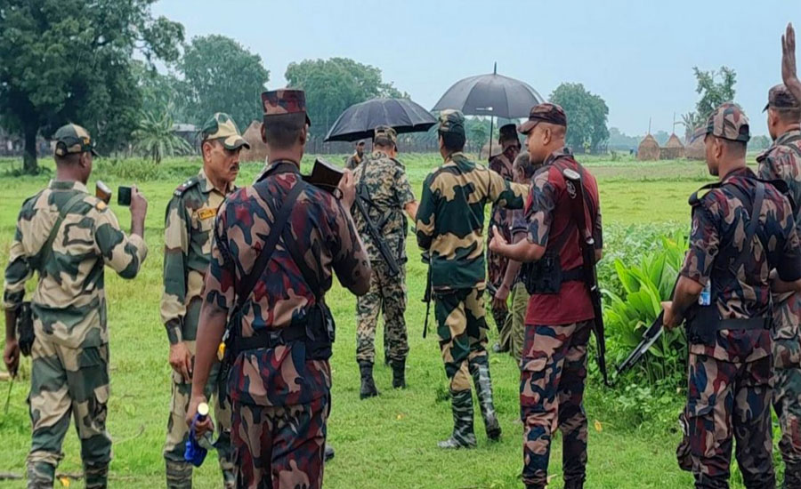 আপনি গুলি করলে আমরা কি চুড়ি পরে বসে থাকবো, বিএসএফকে বিজিবি