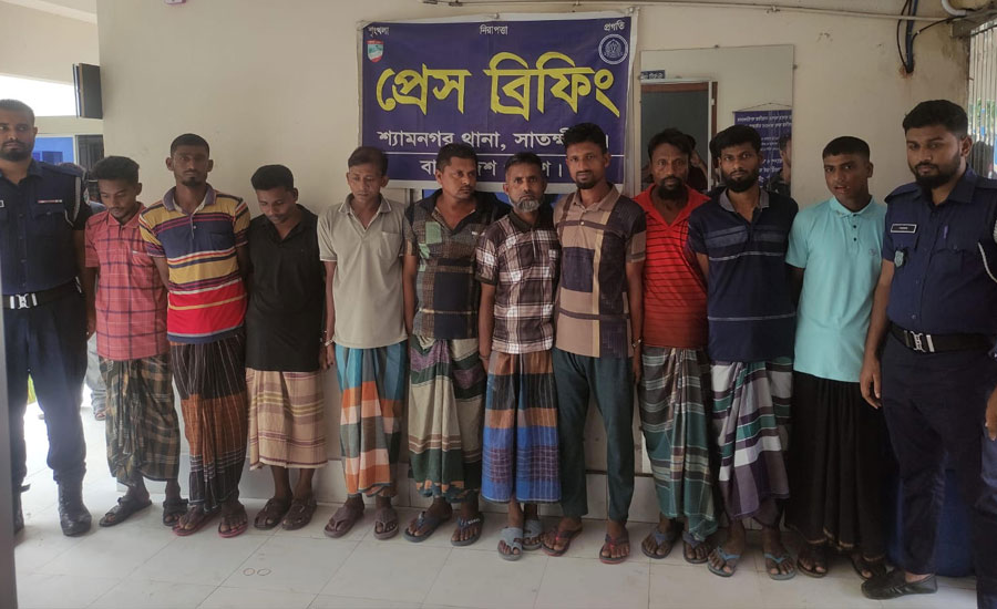 সাতক্ষীরার শ্যামনগরে পুলিশের বিশেষ অভিযানে ১০জুয়াড়ি গ্রেফতার  