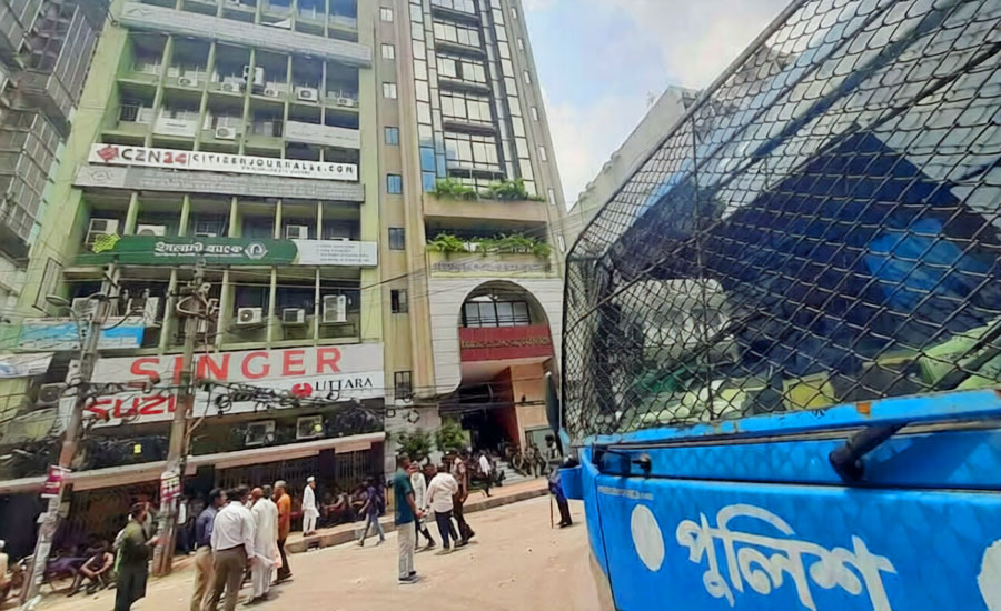 ইসলামী ব্যাংকে ২৫০০ কোটি টাকা ধার দিল বাংলাদেশ ব্যাংক