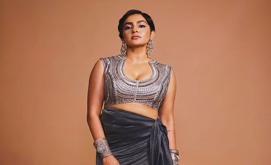 আমাকে শেষ করে দেওয়ার জন্য সবাই এক হয়েছিল, অভিনেত্রীর বক্তব্য নিয়ে তোলপাড়