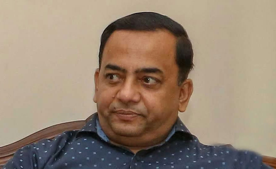বিমানবন্দরে নয়, শপিং মলে ডেকে বেনজীরকে ধরিয়ে দেন এমপি বন্ধু