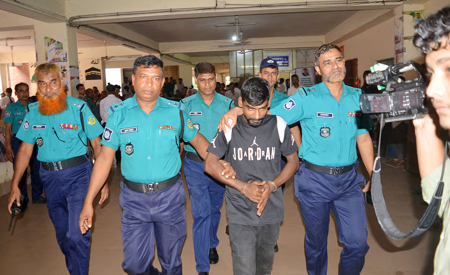 চট্টগ্রামে শিশুধর্ষণ মামলায় ২৬ দিনের মাথায় রায়, আসামি মনিরের যাবজ্জীবন