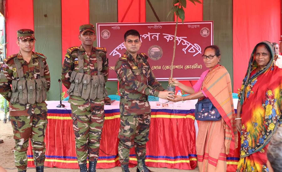 বাঘাইছড়িতে বাঘাইহাট জোনের উদ্দ্যোগে বছরব্যাপী বৃক্ষরোপণ অভিযান