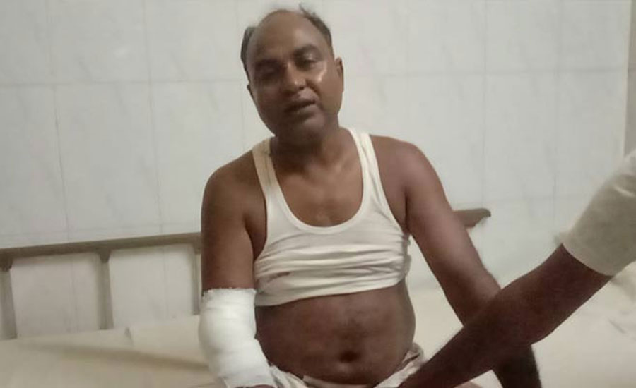 কুড়িগ্রামে চাঁদাবাজির প্রতিবাদ করায় বিএনপি'র ইউনিয়ন যুগ্ন আহবায়ককে কুপিয়ে জখমের অভিযোগ 