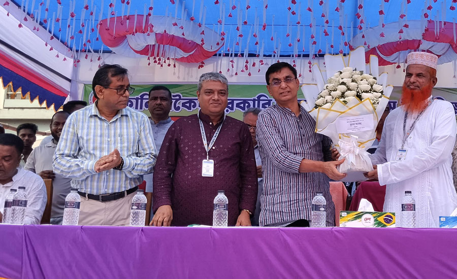 কর্মমুখী শিক্ষার প্রসারে সরকার নিরলস ভাবে কাজ করে যাচ্ছে : এমপি  মজিবুর রহমান