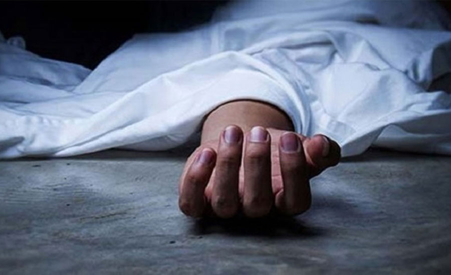 যশোরে যবিপ্রবির বাসের ধাক্কায় ভ্যানযাত্রী নিহত ১, আহত ১