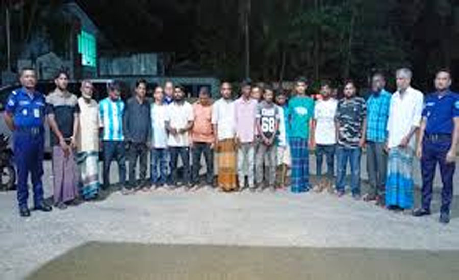 রাঙামাটিতে রাতভর অভিযানে আটক ২১