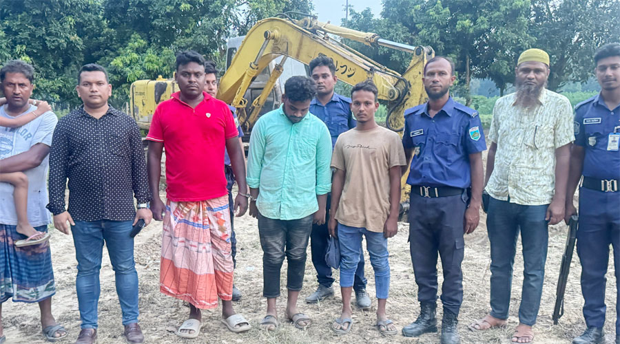 বাগমারায় অবৈধ পুকুর খননবিরোধী অভিযান, ৩ ভেকু অকেজো, দুইজনের কারাদণ্ড