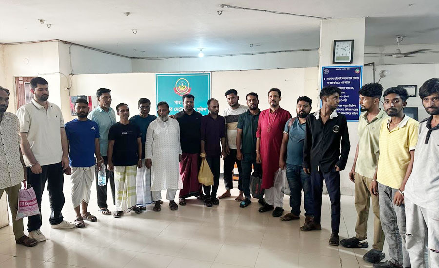 গাজীপুরে বিভিন্ন অভিযানে ১৭ জন গ্রেপ্তার, আদালতে প্রেরণ