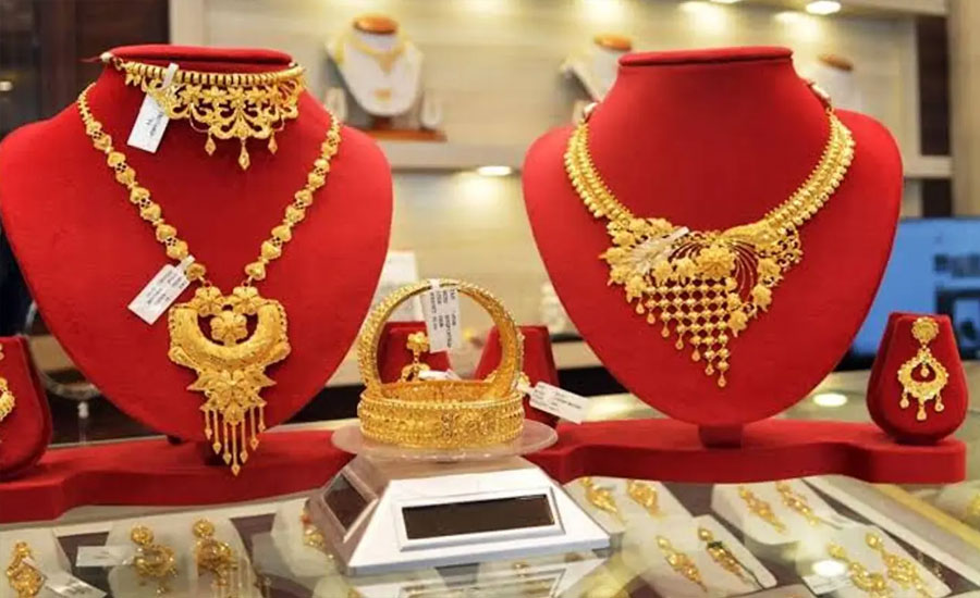 আরো কমল সোনার দাম, ভরি কত?