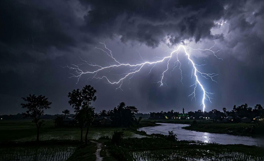 দামুড়হুদায় মাঠে কৃষি কাজের সময় বজ্রাঘাতে নাজমুলের করুণ মৃত্যু