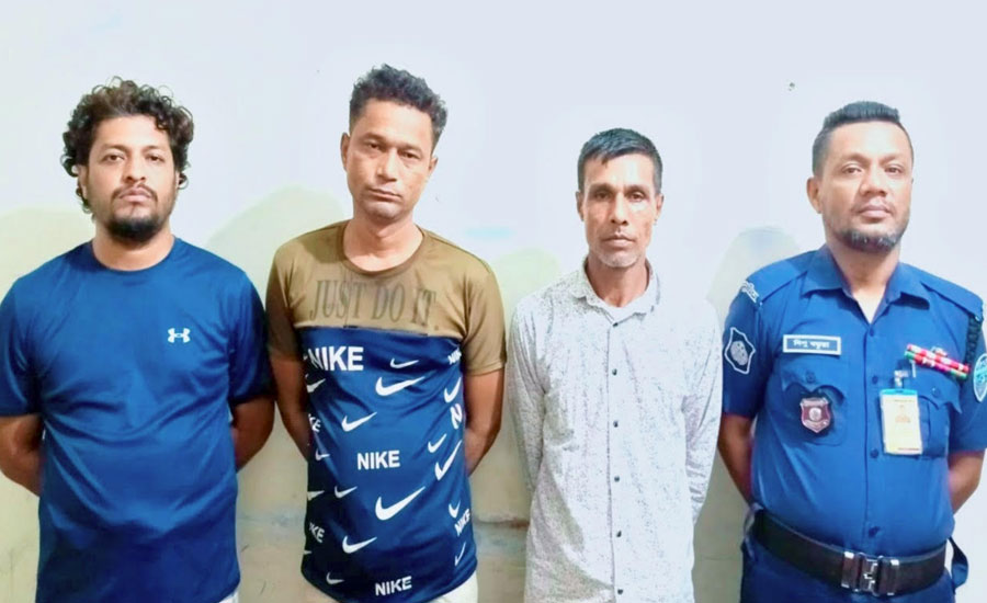 কোতয়ালী থানার বিশেষ অভিযানে ৩ আসামি গ্রেপ্তার, উদ্ধার ১৯ পিস ইয়াবা