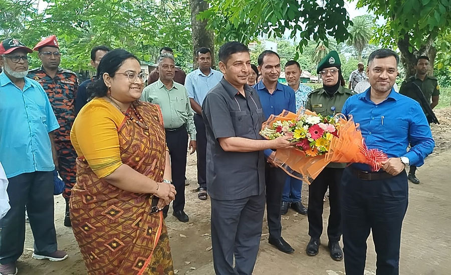 বিভাগীয় কমিশনার ড, জিয়াউদ্দিন রাজস্থলী উপজেলা পরিদর্শনে সন্তোষ প্রকাশ