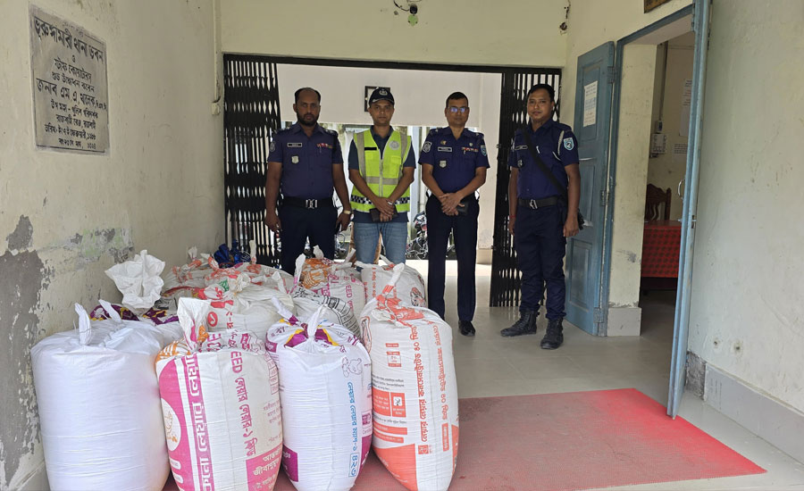 ভূরুঙ্গামারীতে ৯১৮ কেজি ভারতীয় বাসমতি চাল জব্দ