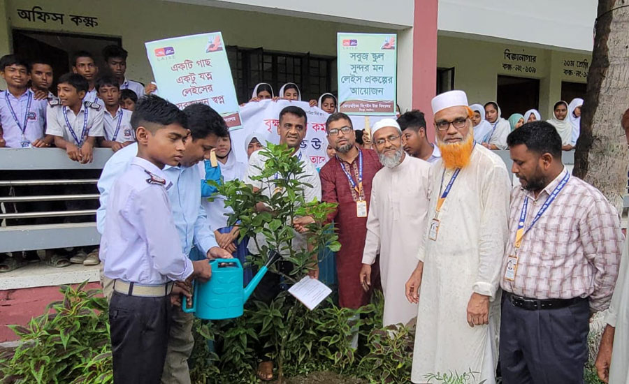 সিংড়ায় জোড়মল্লিকা  নিংগইন উচ্চ বিদ্যালয়ে বৃক্ষরোপণ কর্মসূচি পালিত