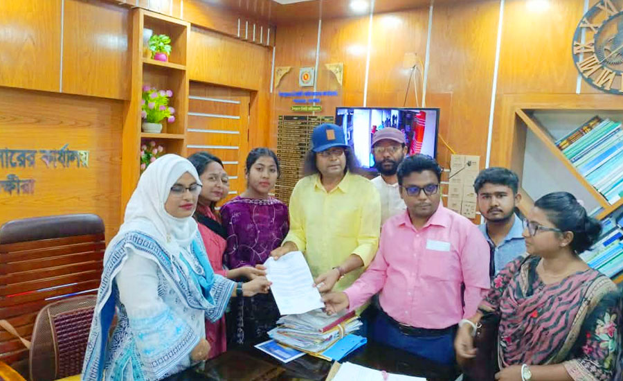 সুন্দরবনের ভেসে আসা বনজ বীজ সংগ্রহ বন্ধে শ্যামনগরে লংমার্চ ফর ফরেস্ট ও স্মারকলিপি প্রদান 