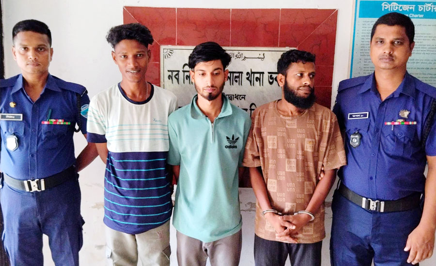 দীঘিনালায় মাদকবিরোধী অভিযানে ইয়াবাসহ তিন যুবক গ্রেফতার 