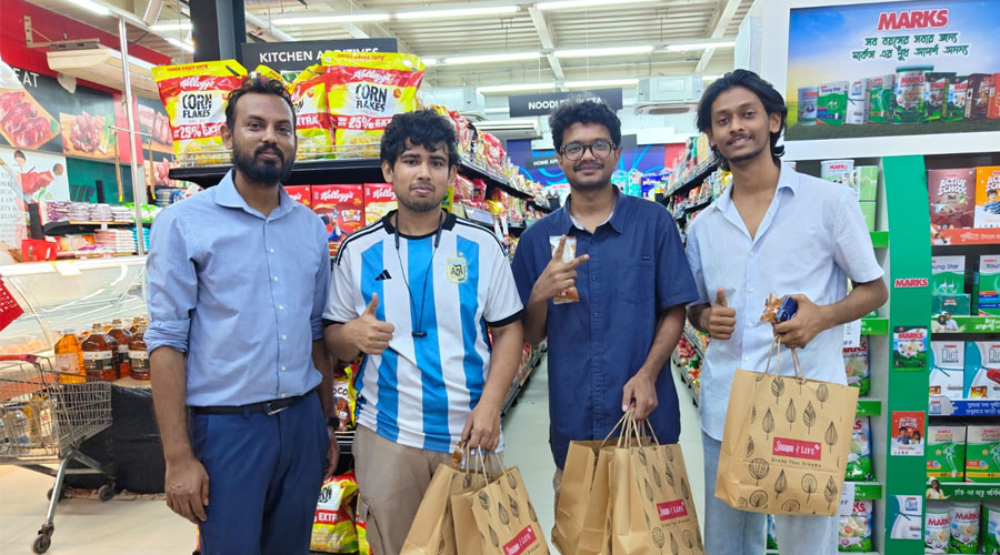স্বপ্ন'র লোগো নিয়ে ব্যতিক্রমী ফটোগ্রাফি, সম্মাননা পেলেন কুয়েট শিক্ষার্থী