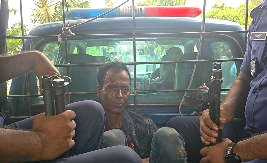 স্কুল থেকে ফেরার পথে ষষ্ঠ শ্রেণির শিক্ষার্থীকে তুলে নিয়ে শ্লীলতাহানির চেষ্টা, অভিযুক্তকে গণধোলাই দিয়ে পুলিশে সোপর্দ