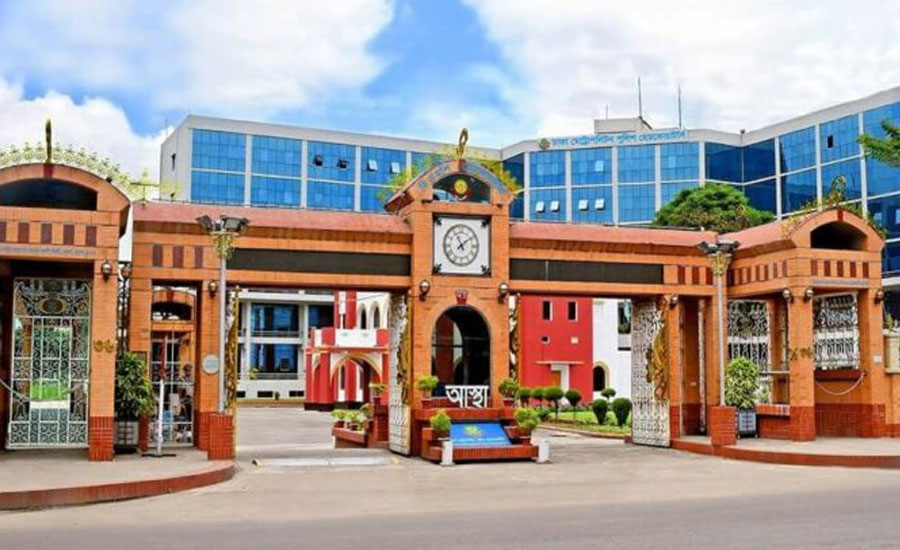 ডিএমপির ৬ ডিসিকে বদলি
