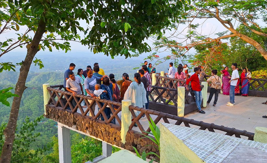 বান্দরবানের সব পর্যটনকেন্দ্র বন্ধ ঘোষণা