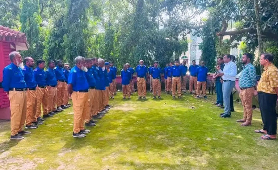 তারাগঞ্জের গ্রামীণ জনপদে শান্তির সুবাতাস: ইউএনও মোনাব্বর হোসেনের দক্ষ নেতৃত্বে পাল্টে যাচ্ছে গ্রাম পুলিশ 