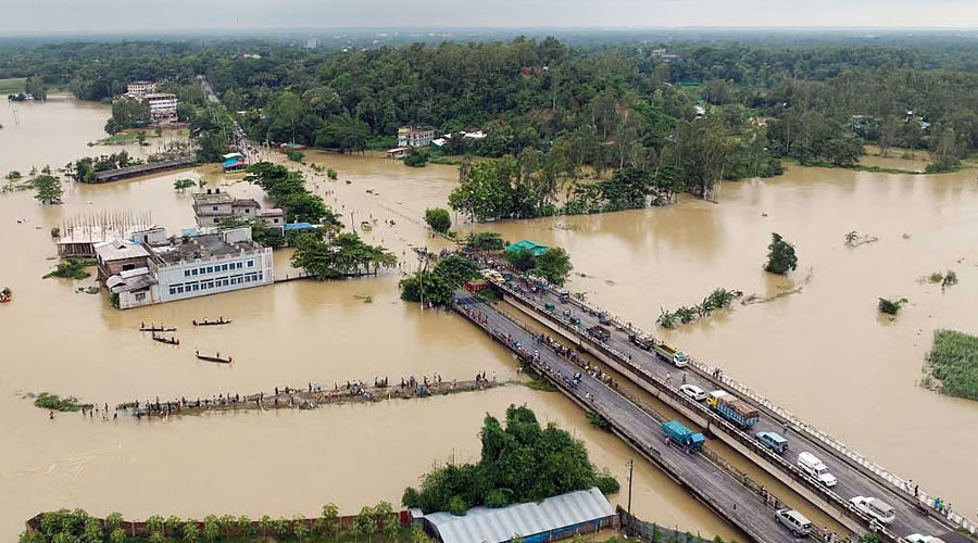 চট্টগ্রামে পানিবন্দি সাড়ে ৭ লাখ মানুষ