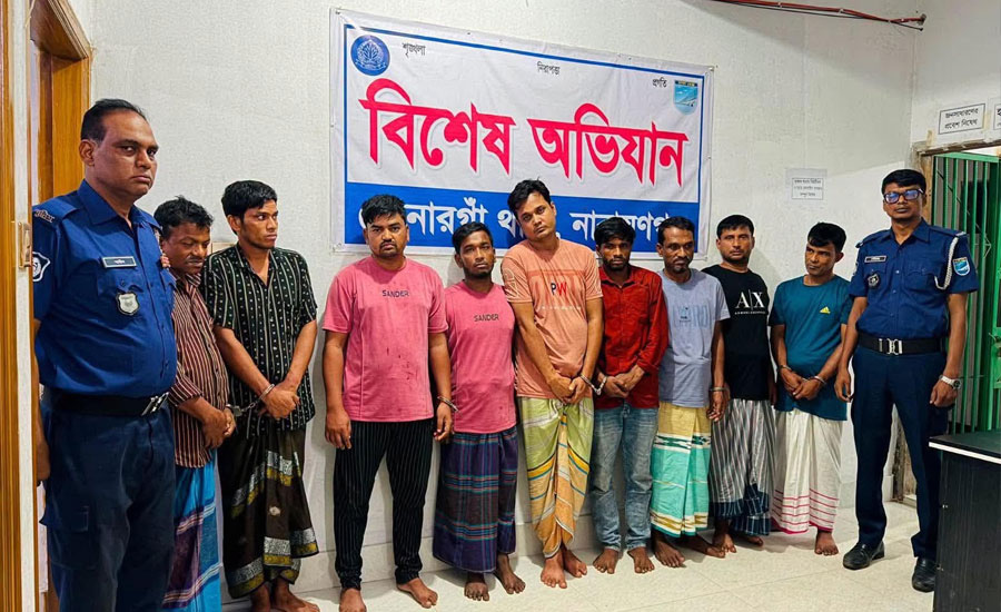 সোনারগাঁয়ে শপিং মলে চুরির ঘটনায় চোর চক্রের ৯ সদস্য গ্রেফতার