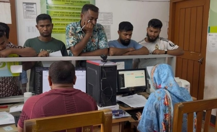 গাজীপুরে নাগরিক তথ্য ফাঁসের আশঙ্কা: দেড় বছর গোপন রাখা সাইবার হামলায় প্রশ্নের মুখে লাখো মানুষের তথ্য নিরাপত্তা