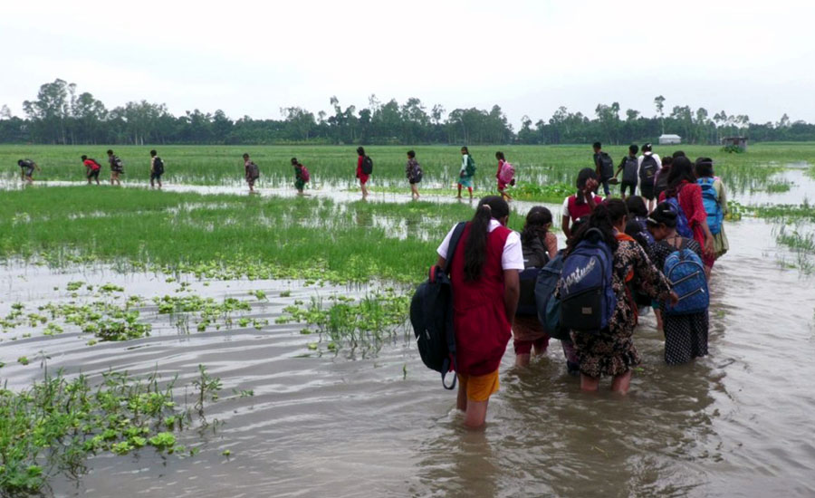 কালভার্টের মুখ বন্ধ করে বাড়ি, জলাবদ্ধতায় দুর্ভোগে চার গ্রামের মানুষ