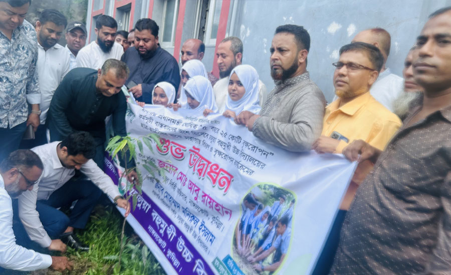 নাঙ্গলকোট ঢালুয়া হাইস্কুলে এডহক কমিটির পরিচিতি সভা অনুষ্ঠিত