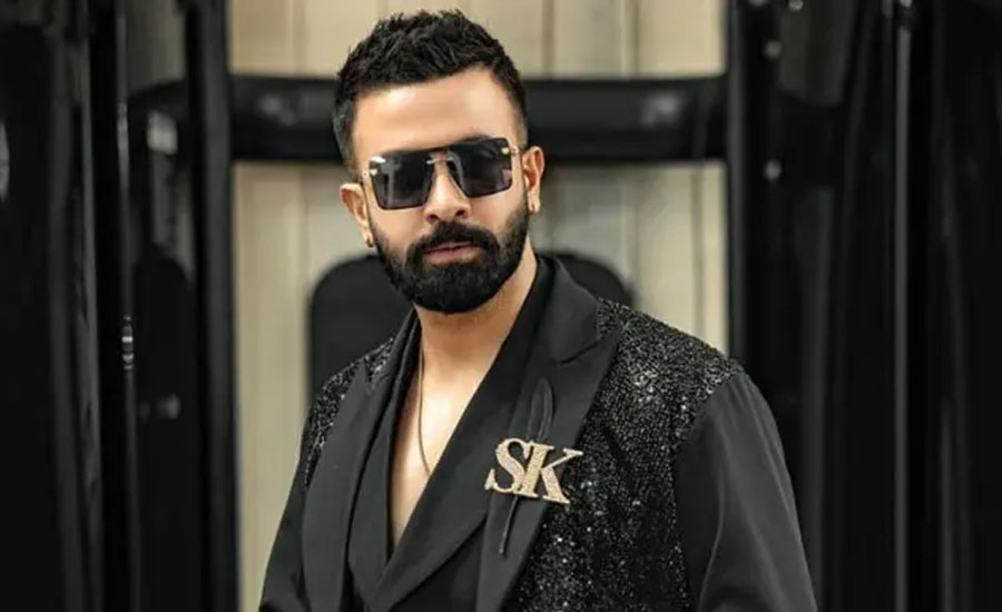 ‘তাকেই বিয়ে করতে চেয়েছিলাম’, কার কথা বললেন শাকিব খান?