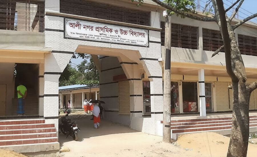 আলী নগরে যৌথবাহিনীকে শায়েস্তা করতে স্কুলের পানিতে ‘বিষ’!