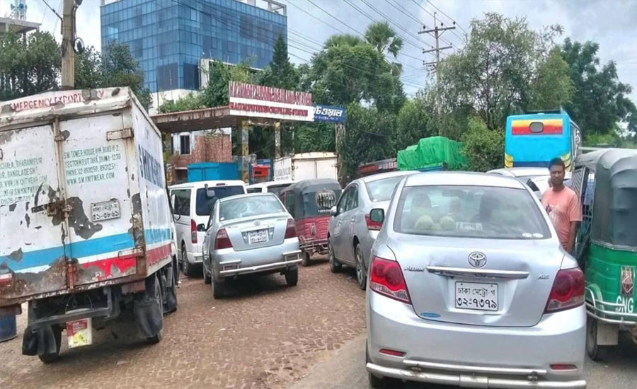 মহেশখালীর এলএনজি টার্মিনালের ত্রুটি, গাজীপুরে গ্যাসের চাপ কমে বিপাকে শিল্প-পরিবহন ও আবাসিক গ্রাহক