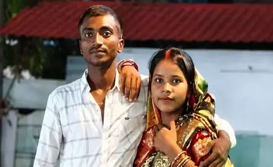 খাবার দিতে দেরি হওয়ায় ভাবির মাথা কেটে গাছে ঝুলালেন যুবক
