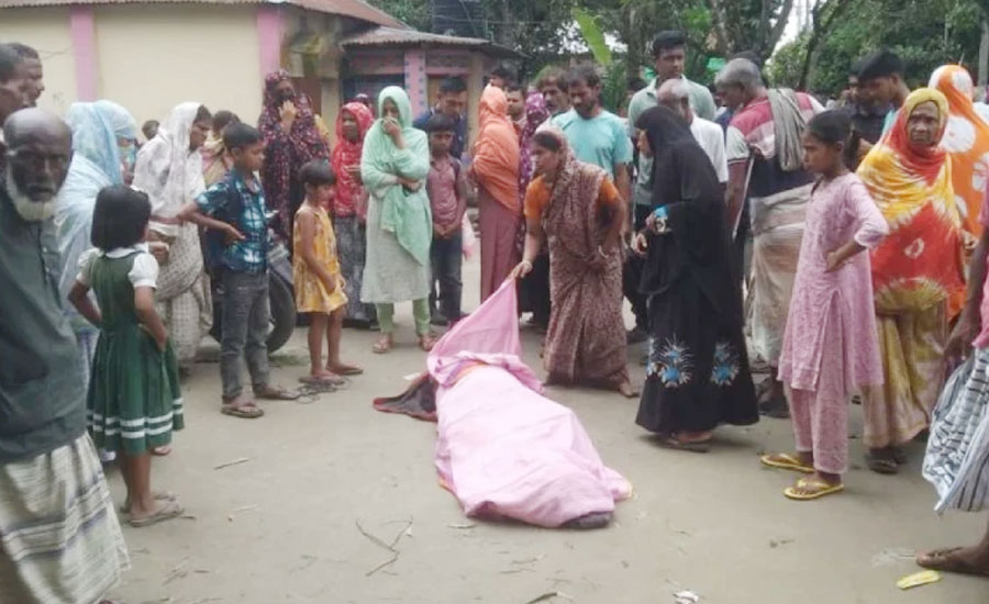 স্কুল শিক্ষিকাকে হত্যার পর লাশ ফেলে গেল টয়লেটের ট্যাংকিতে