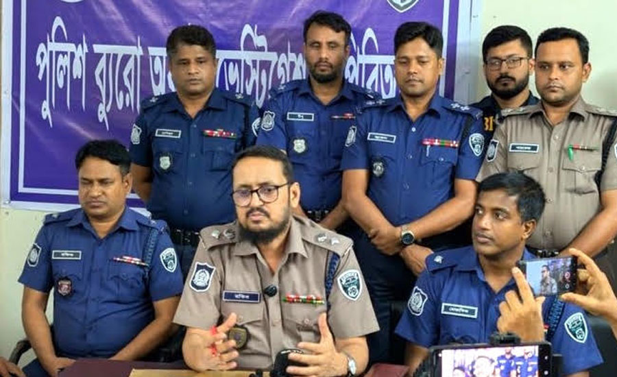জুয়ার টাকার জন্য স্ত্রীকে কুপিয়ে হত্যা, ৪৮ ঘণ্টার মধ্যে বরিশাল থেকে গ্রেপ্তার স্বামী