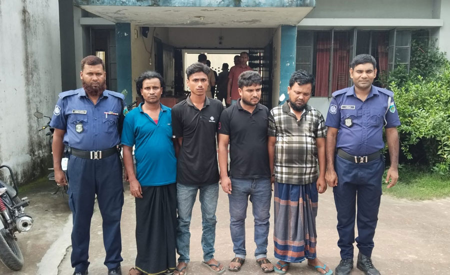 বেলকুচির আলোচিত স্বর্ণ চুরির ঘটনায় পাঁচজন আটক