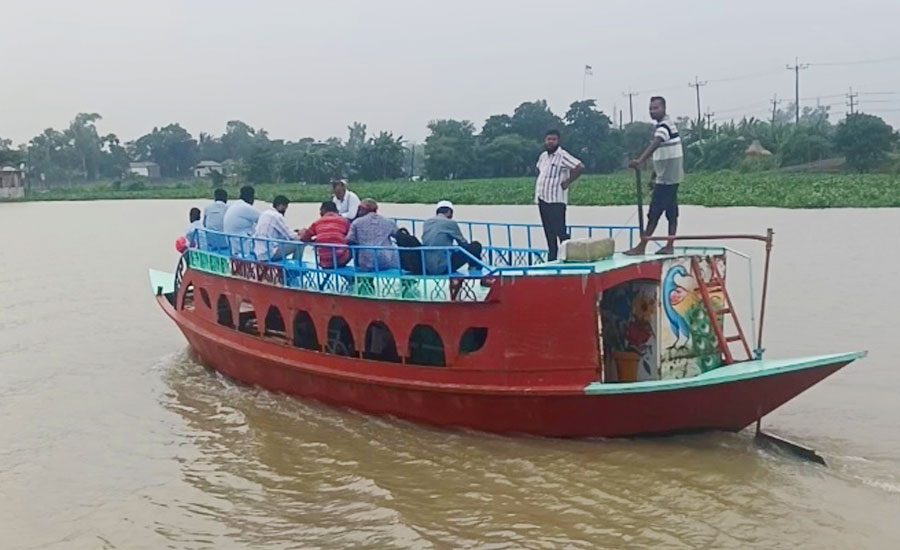 গাজীপুরে নৌকা ভ্রমণে এসে নদীতে পড়ে ৮ বছরের শিশু নিখোঁজ, চলছে উদ্ধার অভিযান