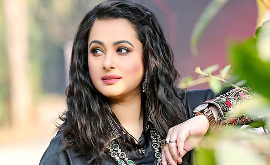 কেন সিনেমা থেকে নিজেকে গুটিয়ে নিয়েছেন পূর্ণিমা