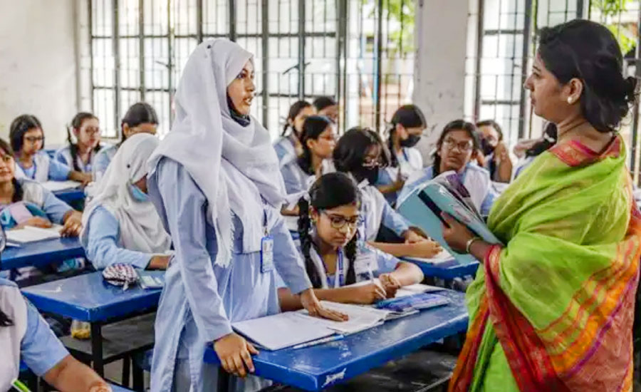 বেসরকারি শিক্ষা প্রতিষ্ঠানে শিক্ষক নিয়োগ নিয়ে ঠিক কী হচ্ছে?