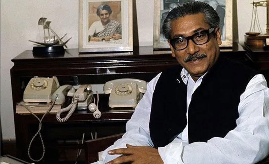 সপরিবারে বঙ্গবন্ধুকে হত্যার আগের কয়েক সপ্তাহে বাংলাদেশে কী ঘটেছিল?