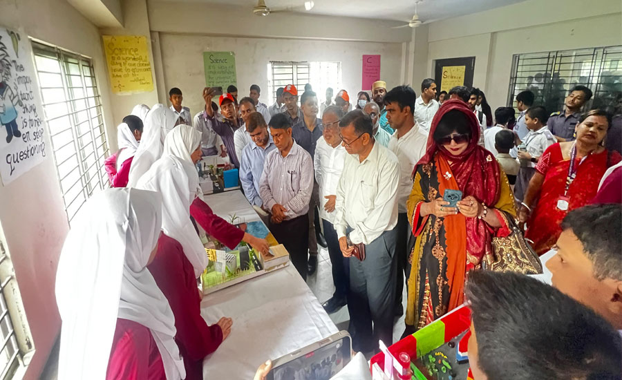 সফিপুর ‎আইডিয়াল বিজ্ঞান মেলা ও এসএসসি উত্তীর্ণ  কৃতি শিক্ষার্থীদের সংবর্ধনা অনুষ্ঠান অনুষ্ঠিত 