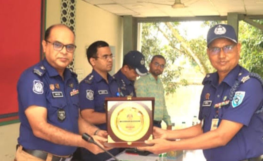 একসঙ্গে তিন অর্জন ভূরুঙ্গামারীর: শ্রেষ্ঠ থানা, সার্কেল ও ওসি