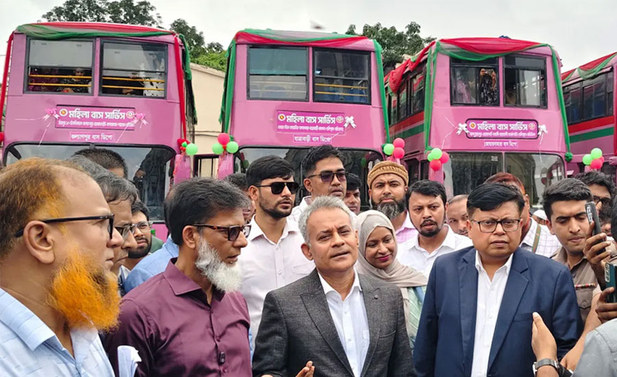 নারীদের সুবিধার কথা বিবেচনায় নিয়ে ‘পিংক বাস’ সেবা আরও বাড়বে