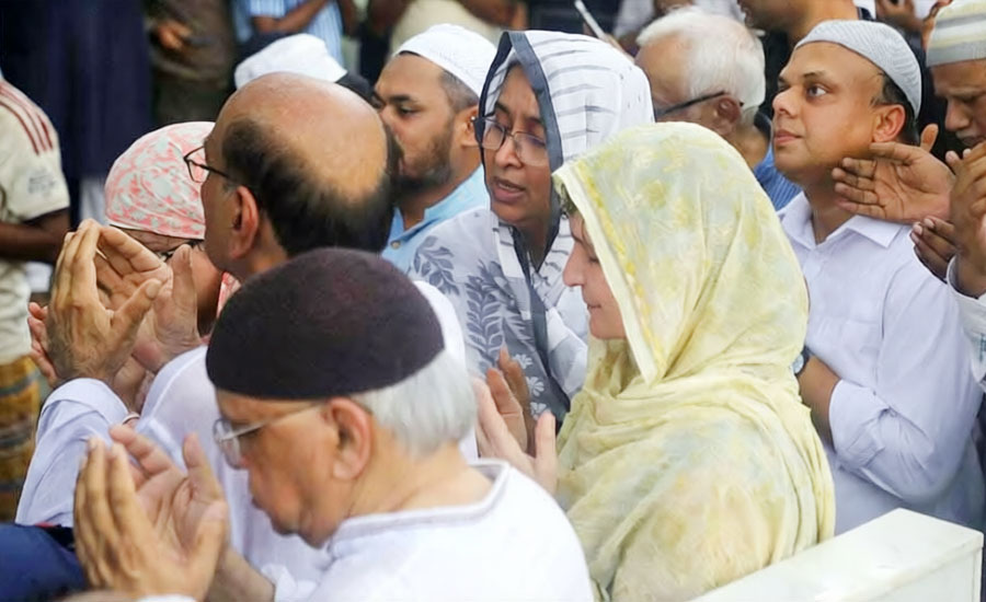 বনানীতে শায়িত হলেন তৌফীক নাওয়াজ, দীপু মনি ফিরছেন কারাগারে